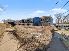 8 Wyndover Woods Lane 18, White Plains NY 10603