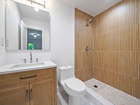 32 Fairview Avenue, Port Washington NY 11050