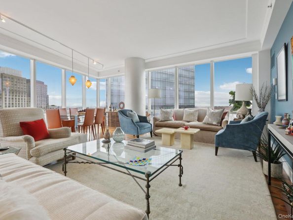 5 Renaissance Square 27G, White Plains NY 10601