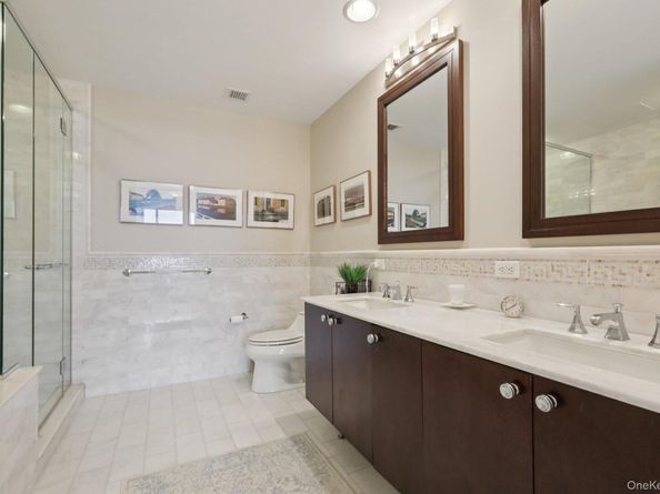 5 Renaissance Square 27G, White Plains NY 10601