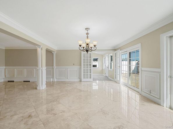 37 Chickadee Lane, Levittown NY 11756