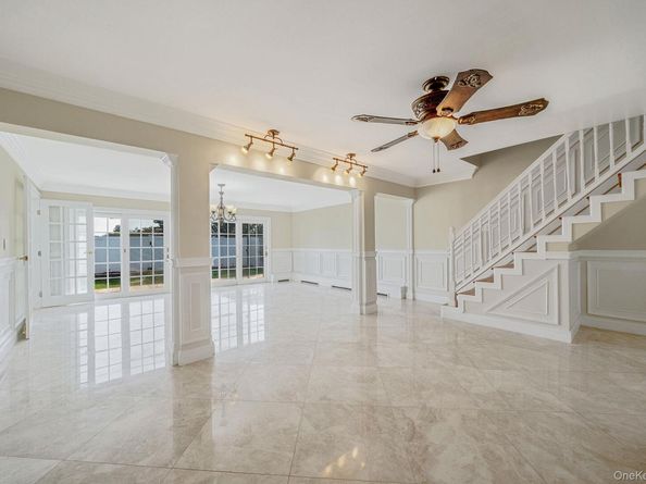 37 Chickadee Lane, Levittown NY 11756