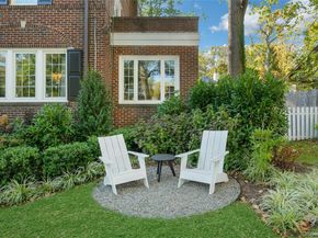 19 Huguenot Drive, Larchmont NY 10538