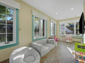 19 Huguenot Drive, Larchmont NY 10538