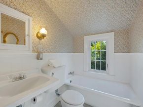 19 Huguenot Drive, Larchmont NY 10538