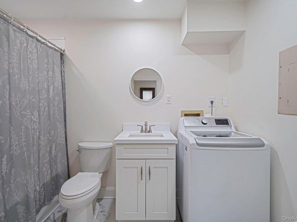 181 Fairview Circle, Middle Island NY 11953