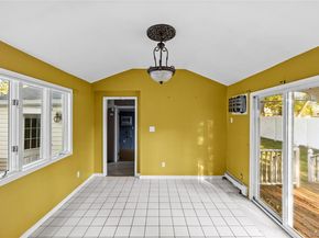 85 Lake Promenade, Ronkonkoma NY 11779