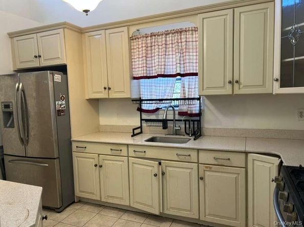408 121st Street 26, College Point NY 11356