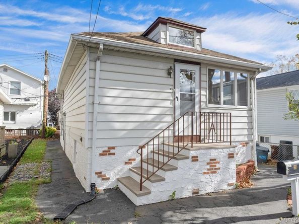 24 Magnolia Place 24, Bronx NY 10465