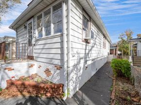 24 Magnolia Place 24, Bronx NY 10465