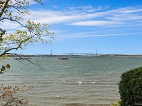 24 Magnolia Place 24, Bronx NY 10465