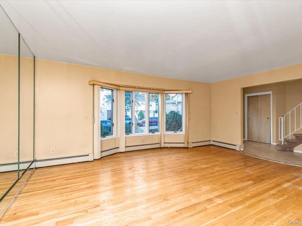 1827 Jefferson Avenue, North Bellmore NY 11710