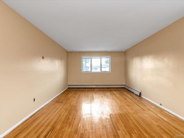 1827 Jefferson Avenue, North Bellmore NY 11710