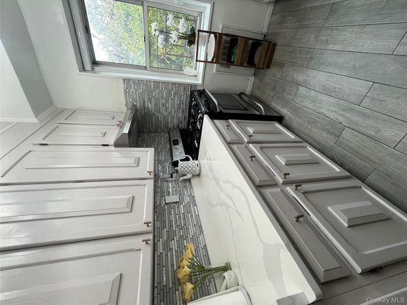 1 Balint Drive 269, Yonkers NY 10710