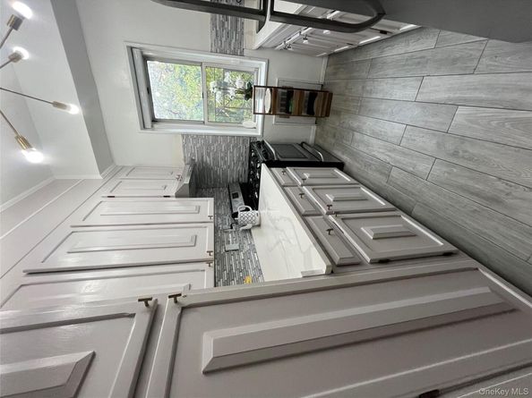 1 Balint Drive 269, Yonkers NY 10710