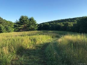 415 Sarles Street, Bedford Corners NY 10549