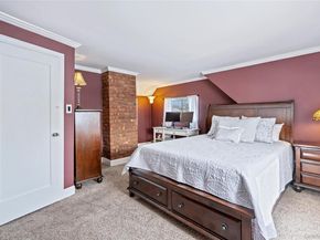 68 Summer Lane, Hicksville NY 11801