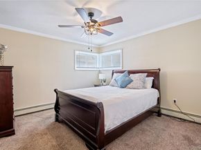 68 Summer Lane, Hicksville NY 11801