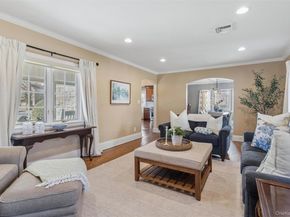 87 Wyatt Road, Garden City NY 11530