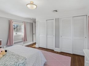 87 Wyatt Road, Garden City NY 11530