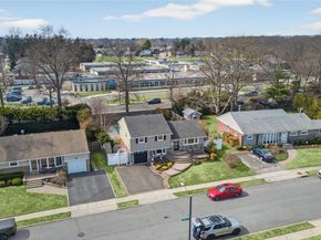 57 Richfield Street, Plainview NY 11803
