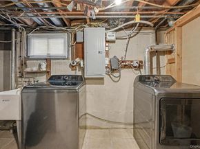57 Richfield Street, Plainview NY 11803