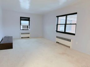 21909 74th Avenue 446B2, Oakland Gardens NY 11364