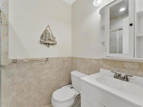 890 S Long Beach Avenue, Freeport NY 11520