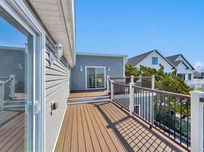 890 S Long Beach Avenue, Freeport NY 11520