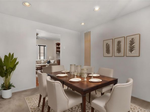 24 King Avenue, Melville NY 11747