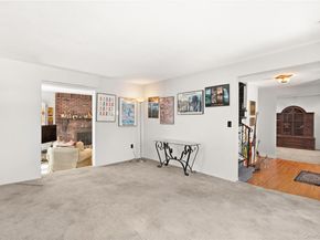 24 King Avenue, Melville NY 11747