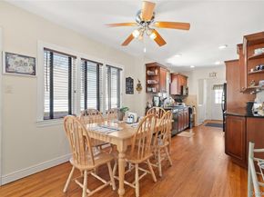 24 King Avenue, Melville NY 11747