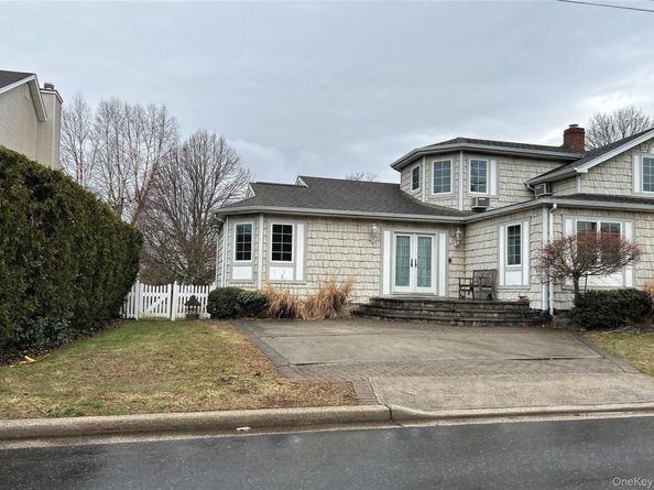 45 Richard Avenue, North Merrick NY 11566