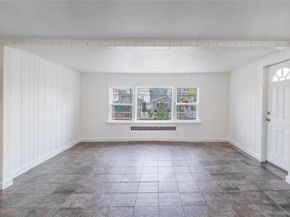 14-11 Cross Bay Boulevard, Broad Channel NY 11693