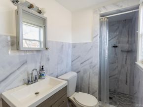 85-32 213th Street, Hollis Hills NY 11427