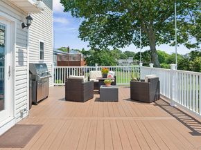 8 Sinnickson Road, Center Moriches NY 11934