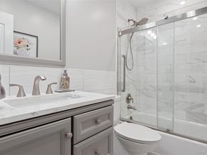 8 Sinnickson Road, Center Moriches NY 11934