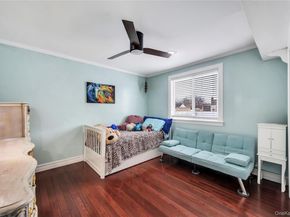 225 Farhan Lane, North Babylon NY 11703