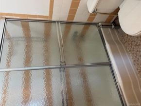 241-20 Northern Boulevard 4A, Douglaston NY 11362