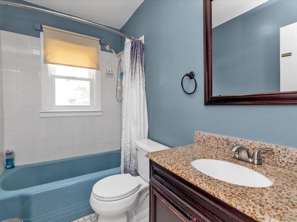 1039 Elizabeth Street, Baldwin NY 11510