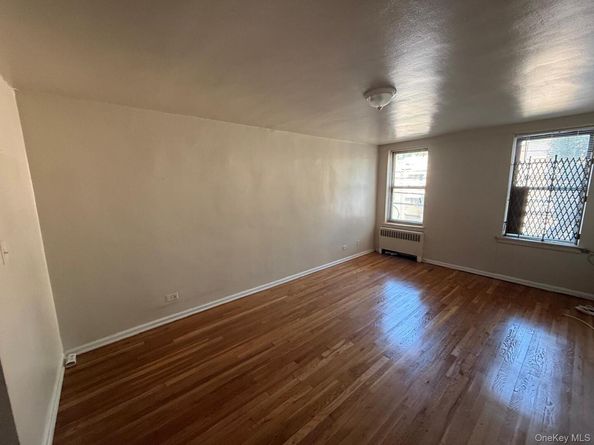 3231 Barker Ave Avenue 2A, Bronx NY 10467