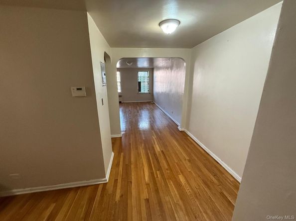 3231 Barker Ave Avenue 2A, Bronx NY 10467