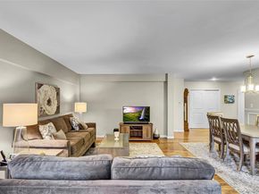 30 Daley Place 247, Lynbrook NY 11563