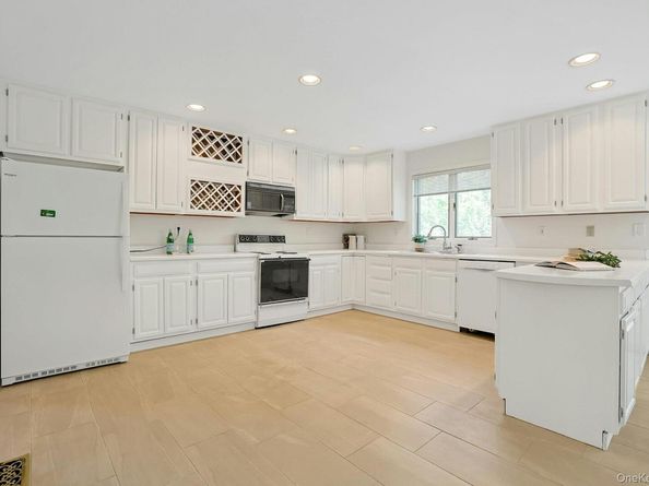 14 Cross Road, Cortlandt Manor NY 10567