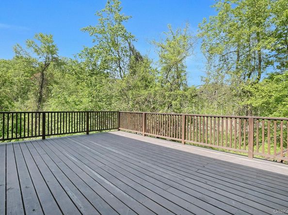 14 Cross Road, Cortlandt Manor NY 10567