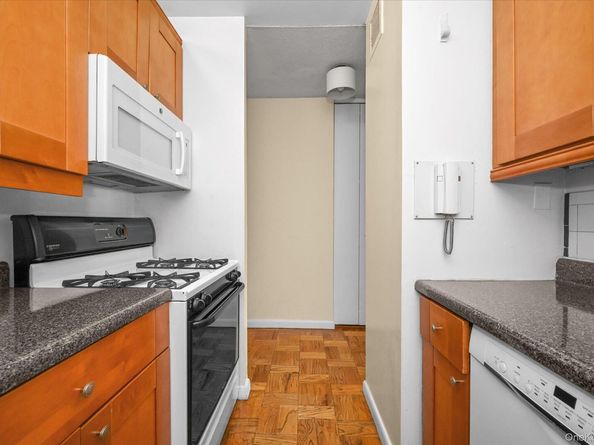 630 1st Avenue 12J, New York (Manhattan) NY 10016