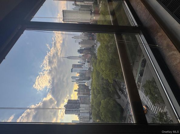 630 1st Avenue 12J, New York (Manhattan) NY 10016