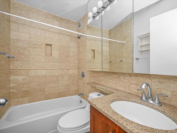 630 1st Avenue 12J, New York (Manhattan) NY 10016