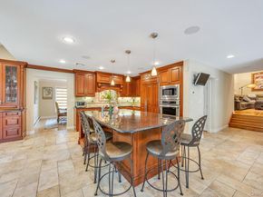 40 Somerset Place, Syosset NY 11791