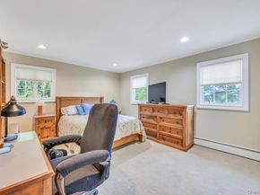 40 Somerset Place, Syosset NY 11791